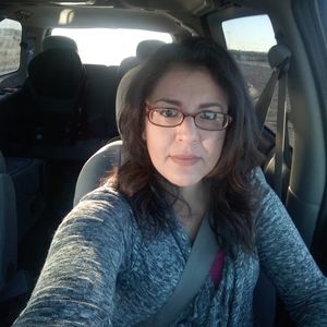 Meet your Posher, Edith